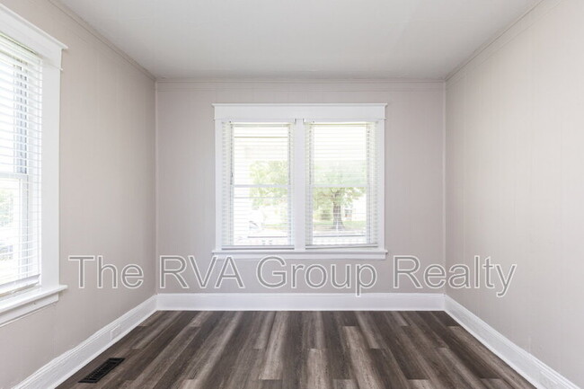Building Photo - 5409 Blue Ridge Ave