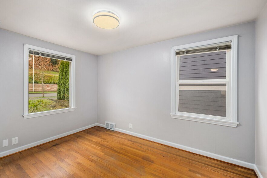 Building Photo - 4731 49th Ave NE