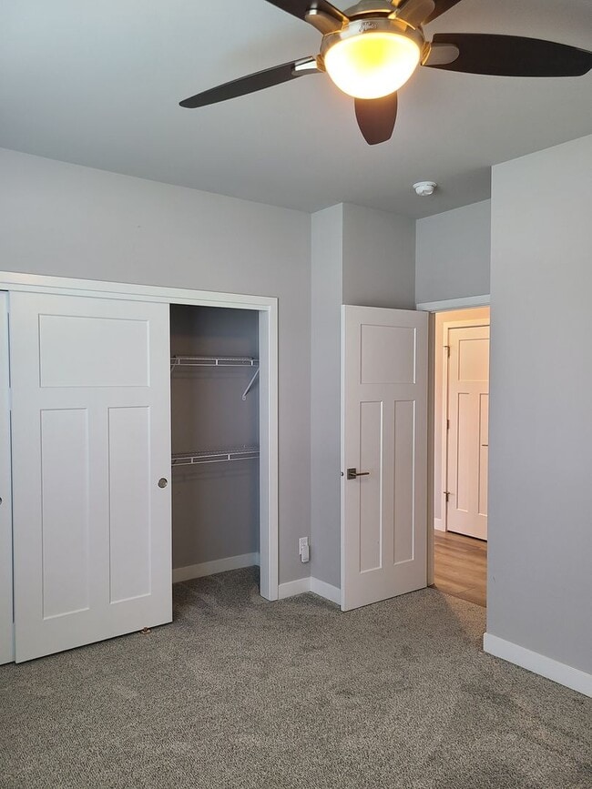 Building Photo - Four Bedroom Three Bath Single Family Home