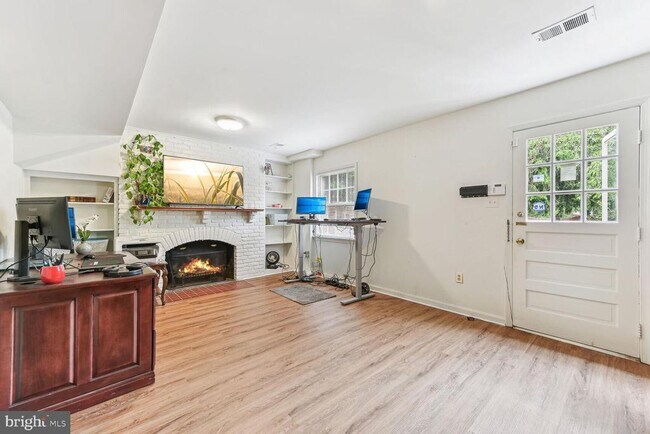 Building Photo - 6719 Baron Rd