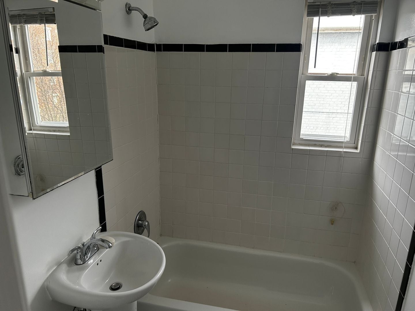 Building Photo - 713 Brandywine St SE