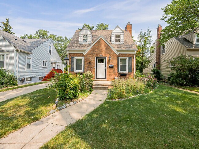 Building Photo - 21530 Olmstead St