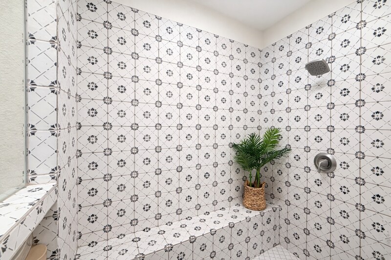 Building Photo - 843 Rigsby Ave