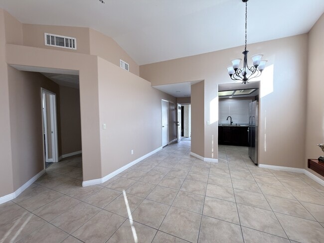 Building Photo - 4417 Anatone Dr