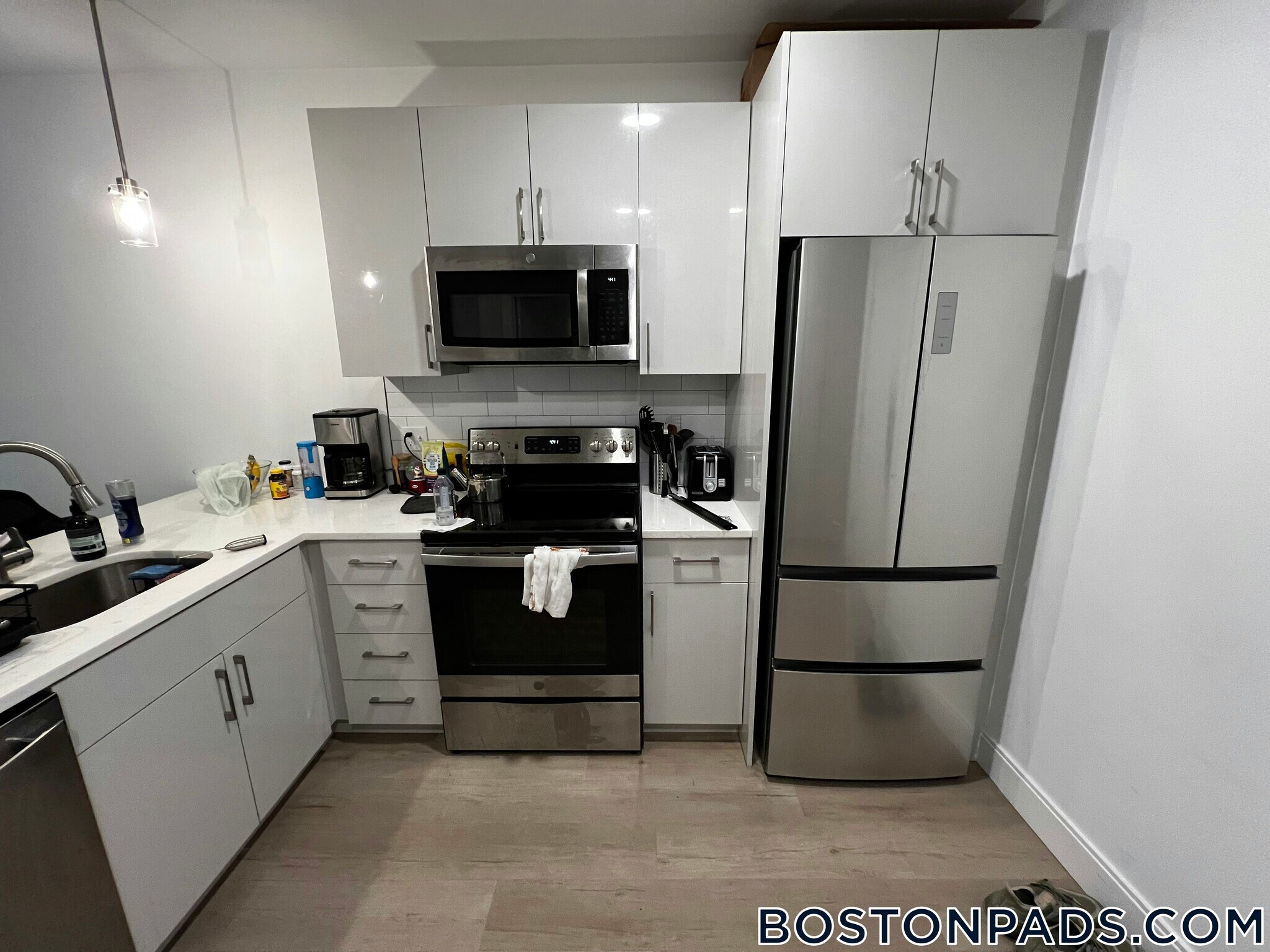 Building Photo - 1 Newcomb St