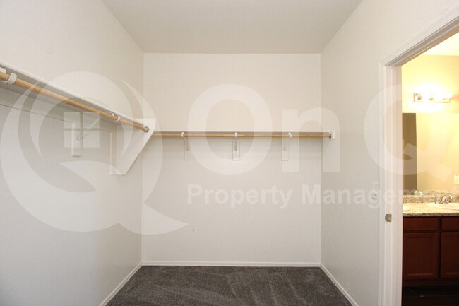 Building Photo - 18079 W Carlota Ln