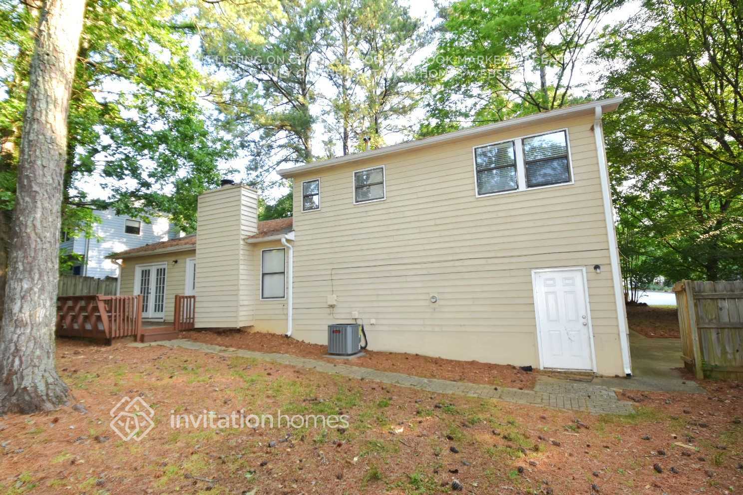Building Photo - 4821 Chapelle Ct