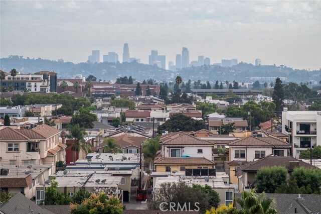 Building Photo - 343 Pioneer Dr