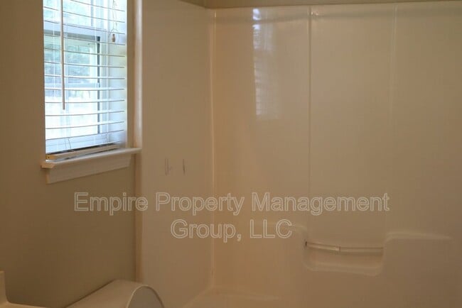 Building Photo - 341 Cane Brake Cir