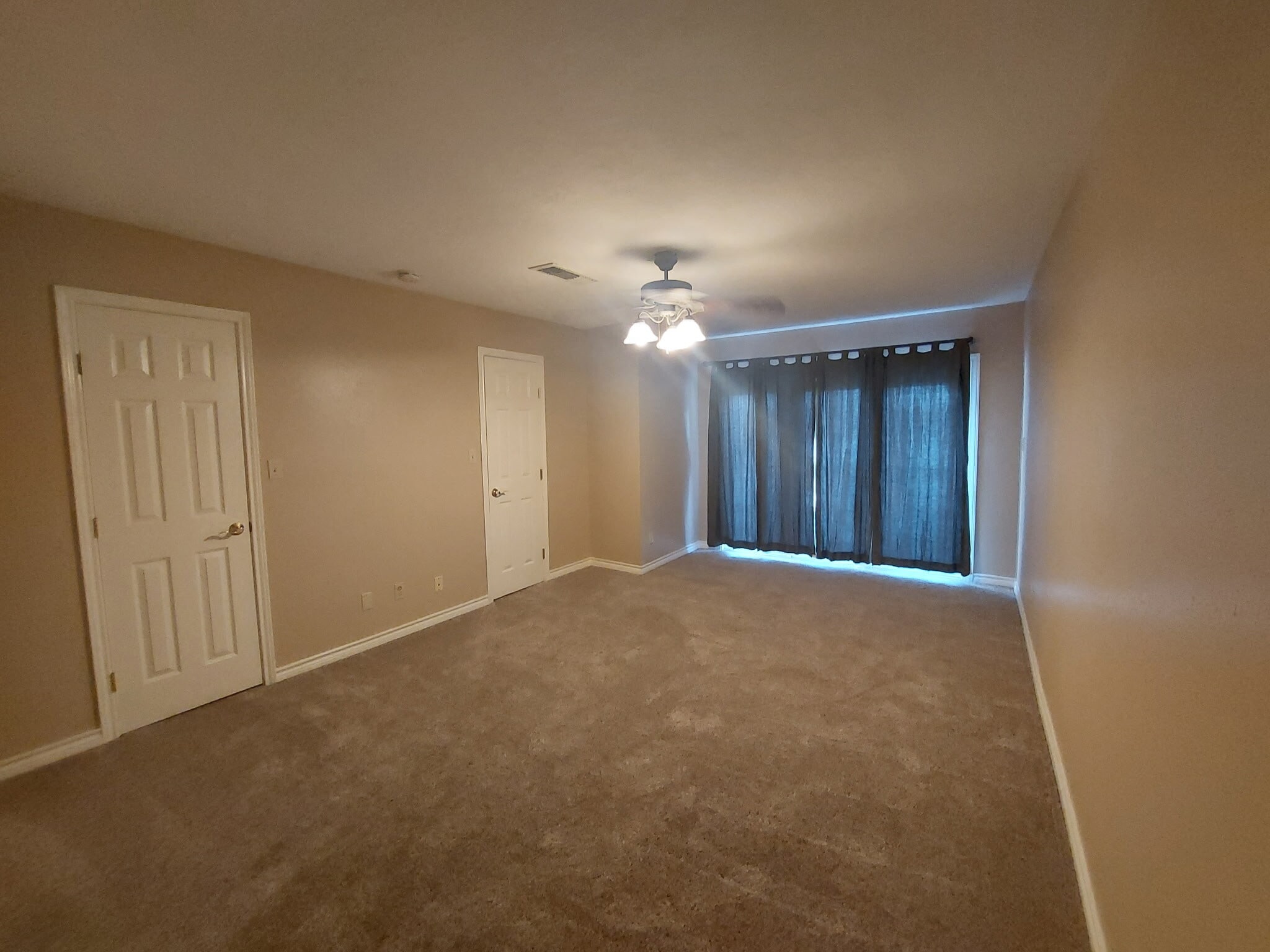 Upstairs bedroom with lake view - 230 Waters Edge