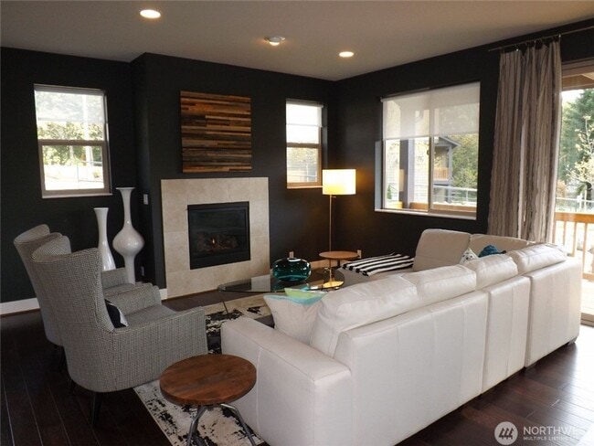 Building Photo - 8401 130th Pl SE