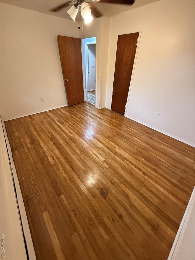 Building Photo - 472 Kirkman Ave