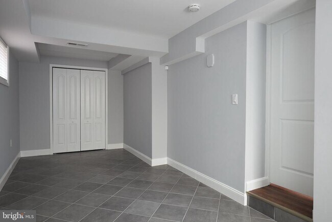 Building Photo - 4912 Brandywine St NW