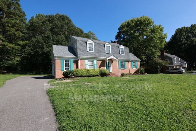 Building Photo - 1519 Chauncey Ln