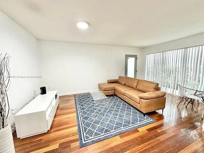 Building Photo - 1550 Pennsylvania Ave