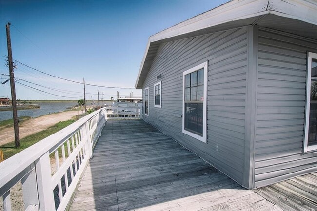 Building Photo - 7015 W Hunter Dr