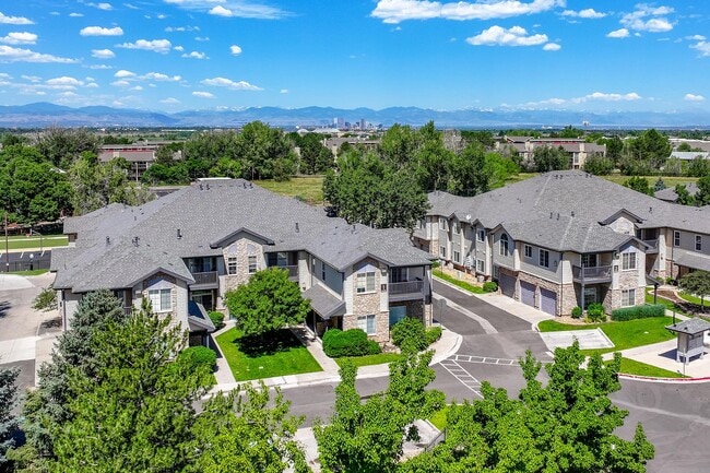 Building Photo - Alder Peak Townhomes