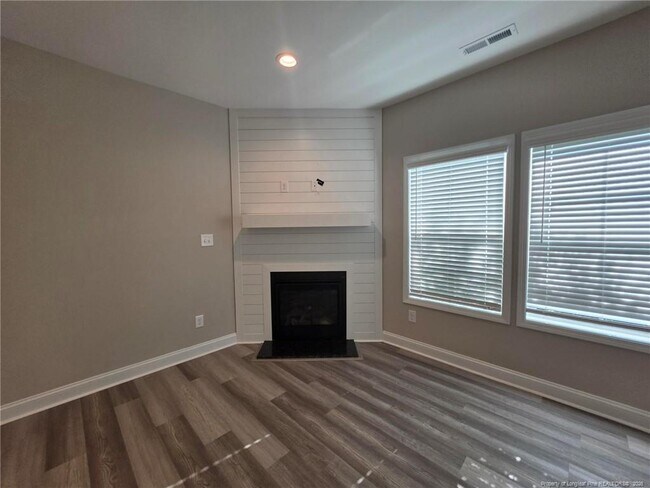 Building Photo - 3221 Carnoustie Ct