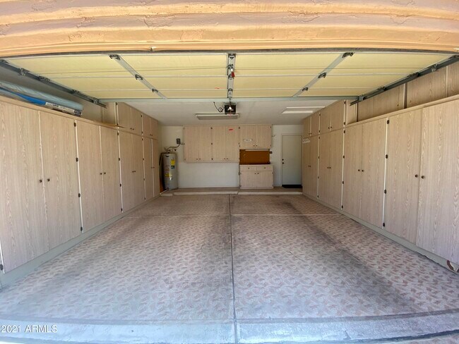 Building Photo - 14562 W Moccasin Trail