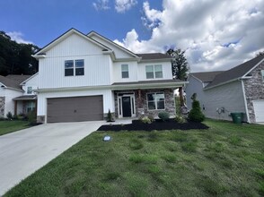 Building Photo - Modern Living on Myrtle Ridge Lane!