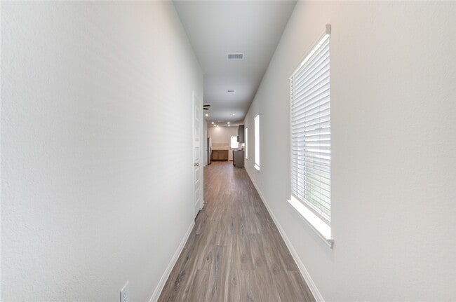 Building Photo - 13321 Burbot Dr