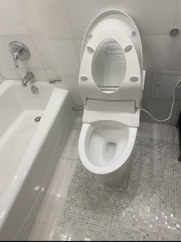 Building Photo - 380 Rector Pl