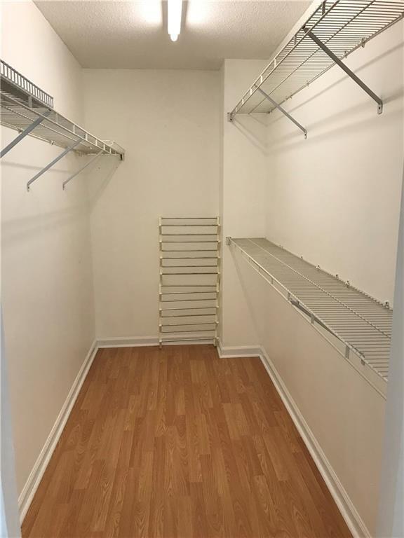 Building Photo - 6135 Pattingham Dr