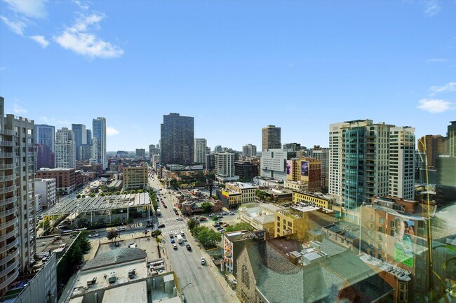 Building Photo - 33 W Ontario St
