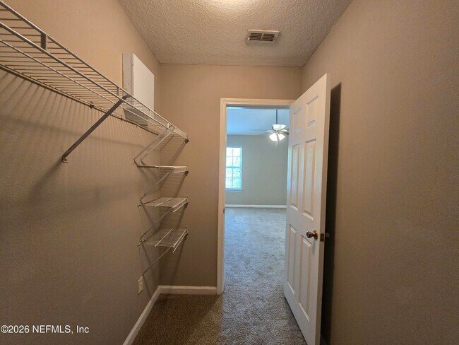 Building Photo - 575 Oakleaf Plantation Pkwy