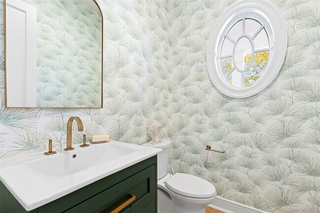 Building Photo - 165 Oneck Ln