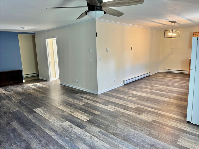 Building Photo - 530 NY-164