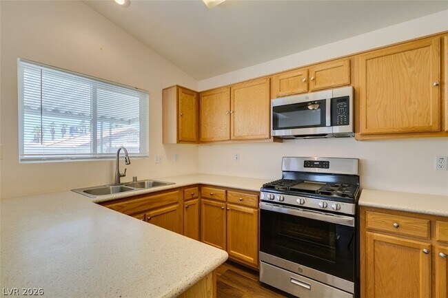 Building Photo - 8216 Ogee Dr