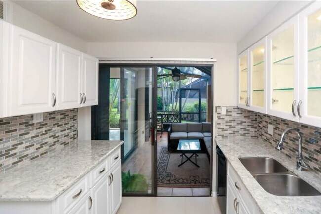 Building Photo - 5319 Myrtle Wood
