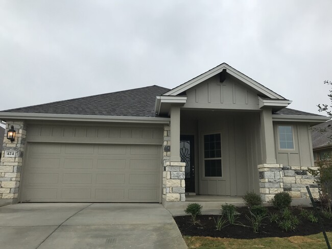 Building Photo - BEAUTIFUL HOME IN TERAVISTA