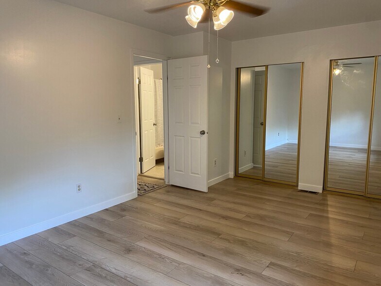 Building Photo - 5650 S 1425 E