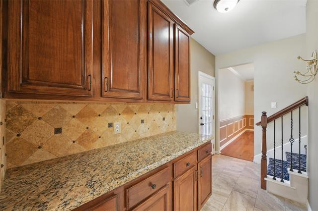 Building Photo - 1805 Southwicke Dr