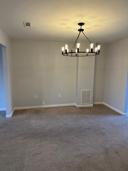 Building Photo - 138 Harvard Rd