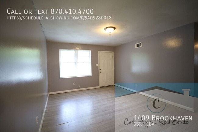 Building Photo - 1409 Brookhaven-