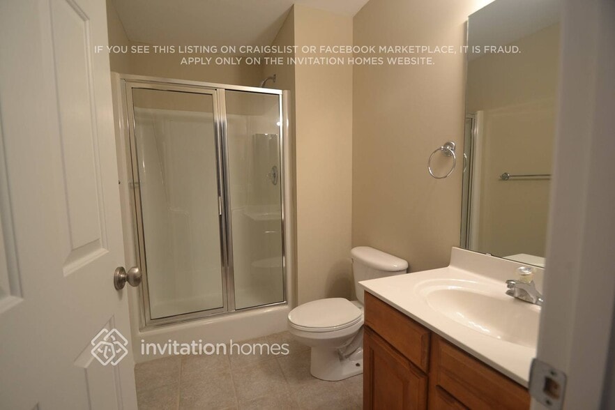 Building Photo - 14535 Greenpoint Ln