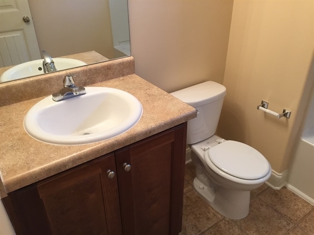 Building Photo - 83 Ristona Dr