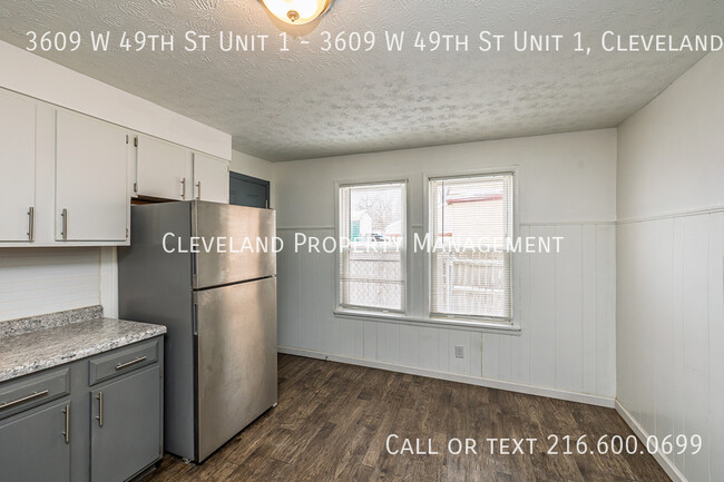 Building Photo - Renovated West Cleveland Duplex