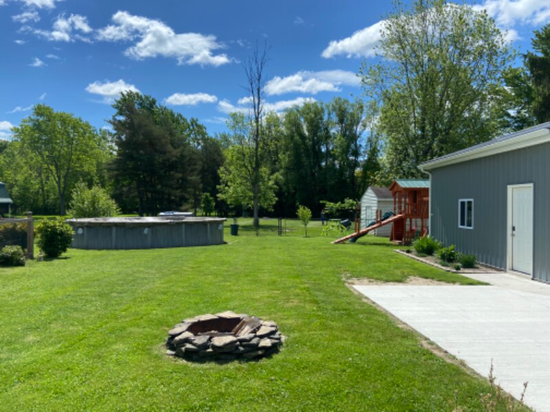 Building Photo - 355 Heim Rd