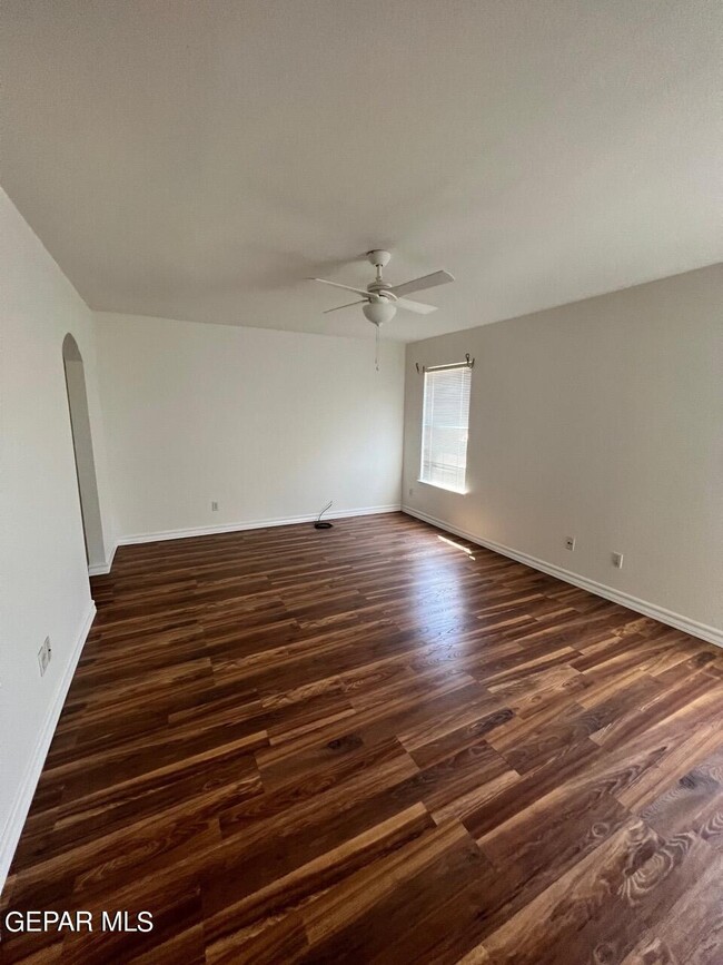 Building Photo - 7105 Tierra Roja St