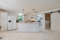 Building Photo - 16144 122nd Dr N