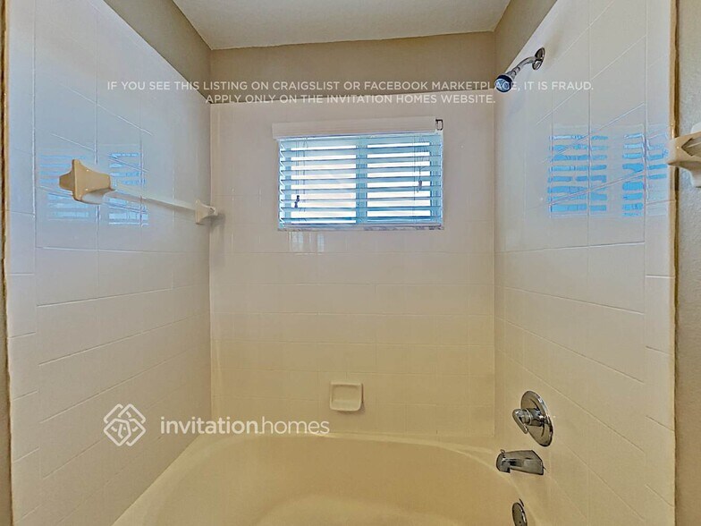 Building Photo - 6448 Orchard Oriole Ln