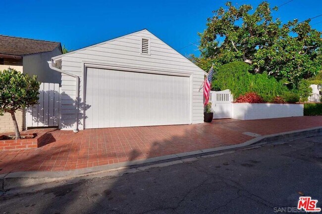 Building Photo - 7715 Whitefield Pl