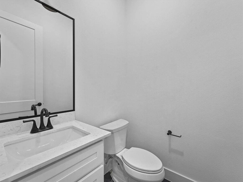 Building Photo - 4609 Terry St