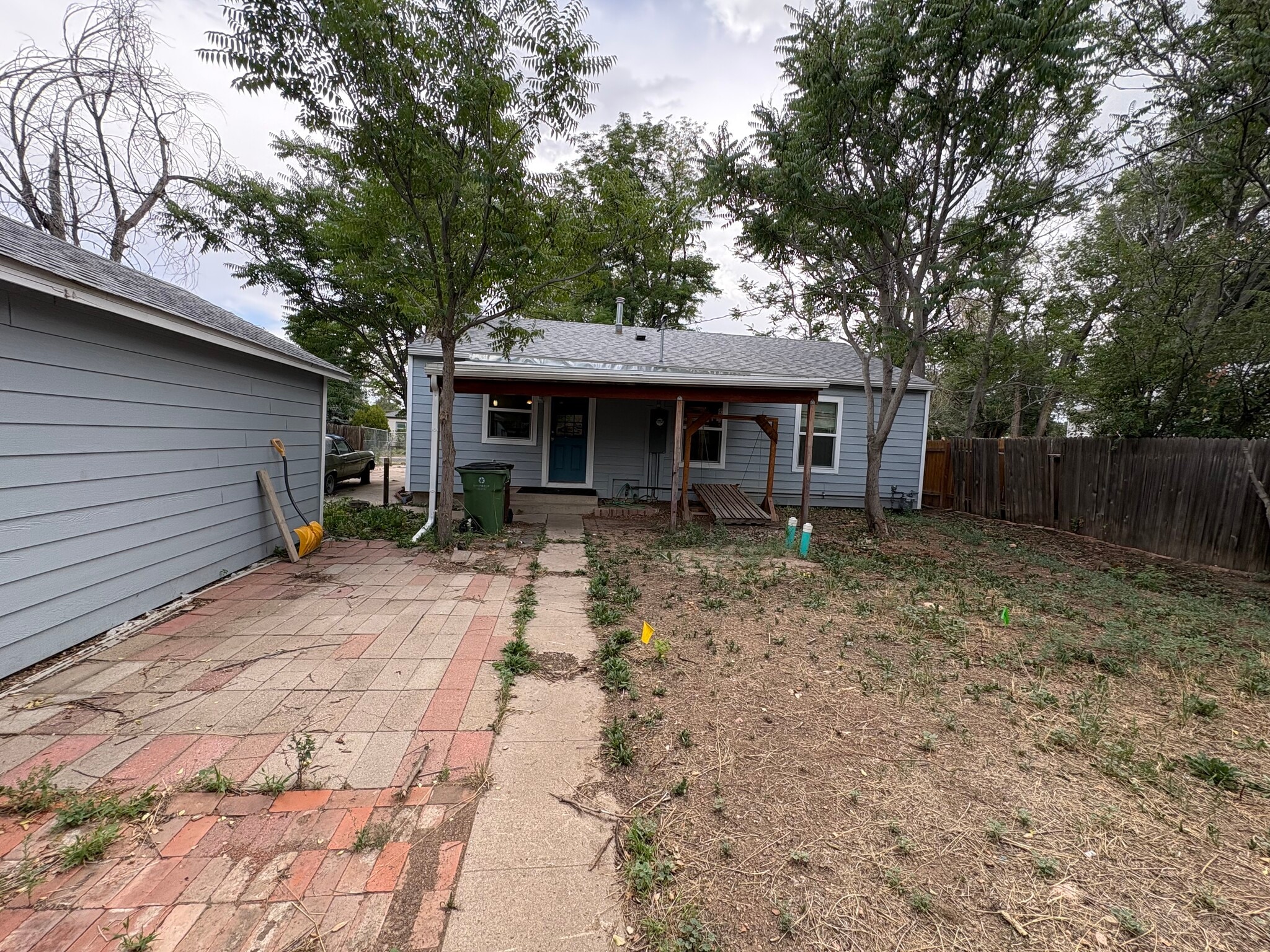 Building Photo - 622 E Saint Elmo Ave