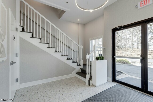 Building Photo - 803 Springfield Ave