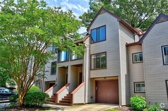 Building Photo - 603 Sea Oats Way